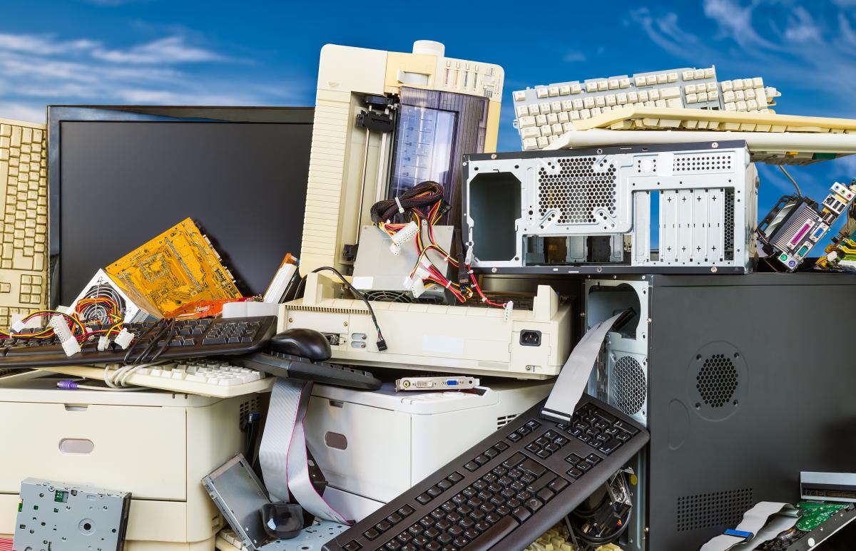 pile of electronics to be recycled.